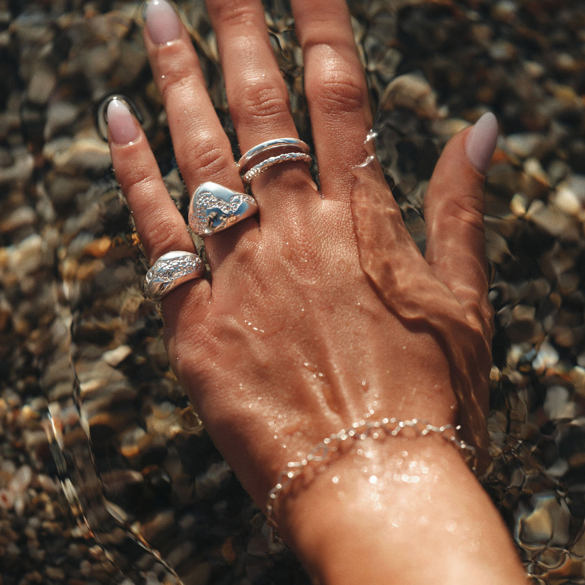 Camille Brinch - Raw and feminine jewellery by Camille Brinch
|
Camille Brinch Jewellery