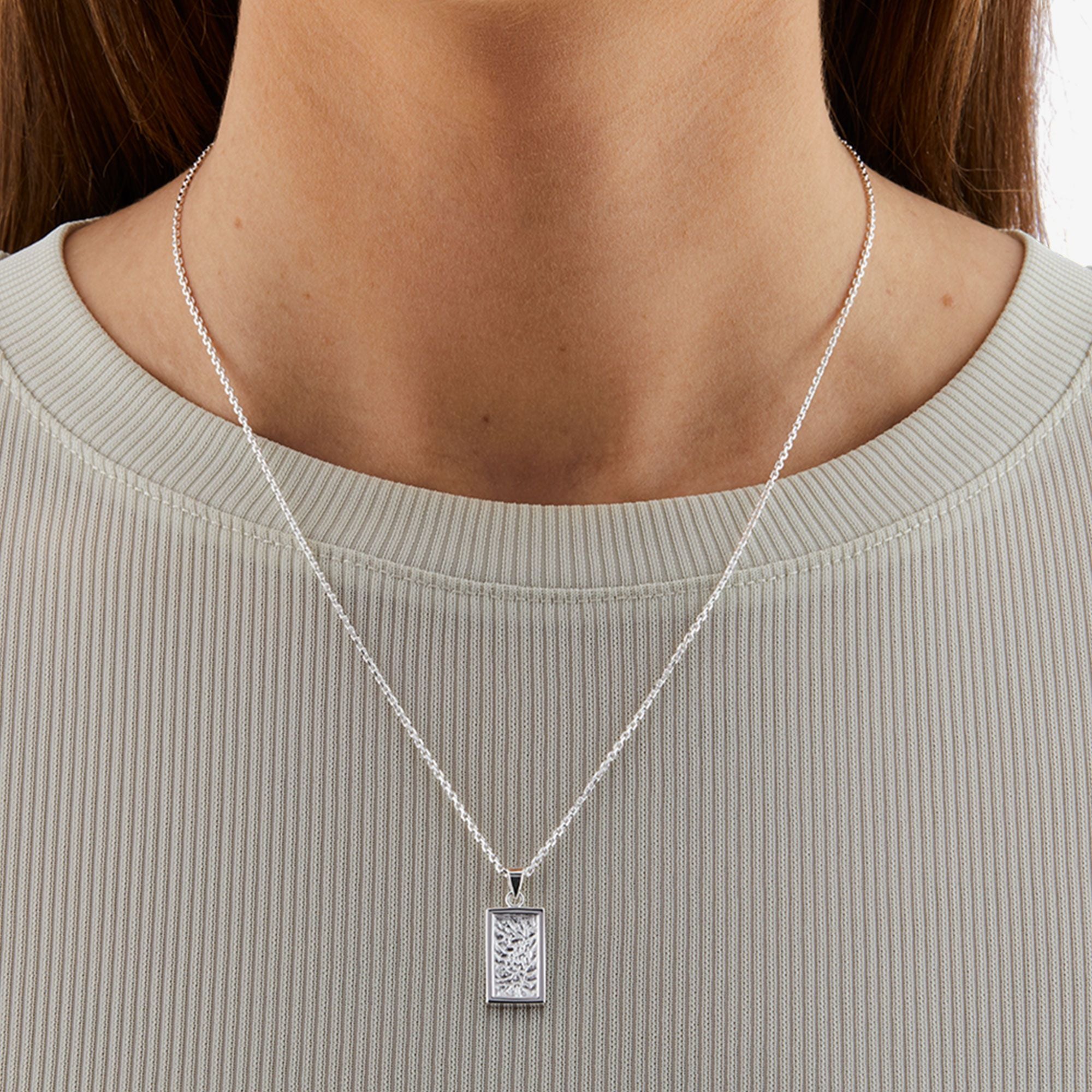 Square Tekstur Necklace