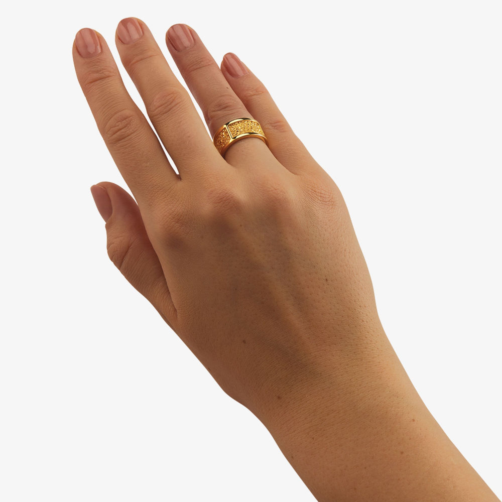 Large Tekstur Ring